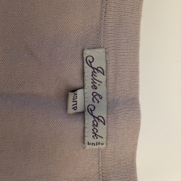 Grey top with crochet detail - Picture 3 of 4